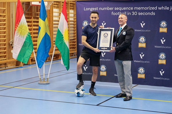 شاب كردي مغترب يدخل موسوعة غينيس للأرقام القياسية