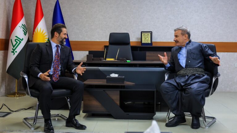 وفد الاتحاد الوطني وحركة التغيير يبحثان مستجدات الوضع السياسي في الإقليم