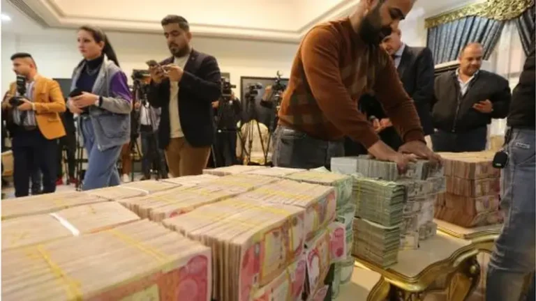 صدور الأحكام القضائية بحق المتهمين في قضية “سرقة القرن”