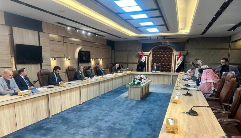 المالية النيابية تشدد على أهمية تعديل البند الخاص بتصدير النفط في الموازنة