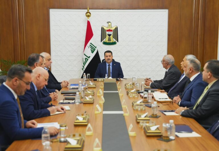 السوداني يؤكد دعمه لإجراءات الفريق الوطني لإيجاد حلول سريعة بملف إنتاج الطاقة المتجدد