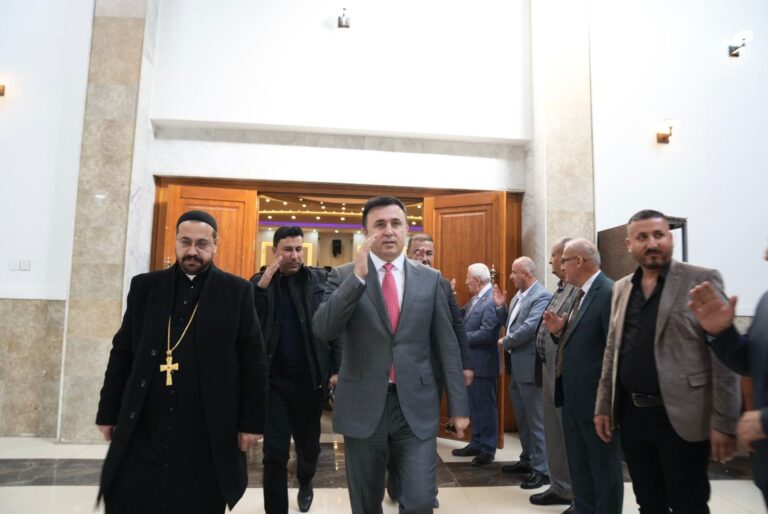 الاتحاد الوطني يشارك مسيحيي نينوى احتفالات عيد الميلاد