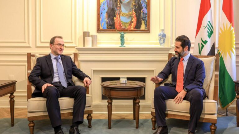 طالباني والسفير الروسي يبحثان تطورات الوضع السوري وتداعياتها