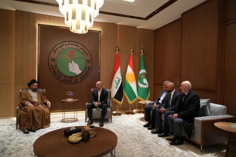 طالباني: ماضون في السعي لإبعاد ملف الرواتب عن الصراعات السياسية