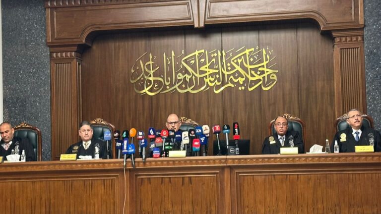 الاتحادية تؤجل النظر بدعوى رئيس الجمهورية لتنفيذ توطين الرواتب