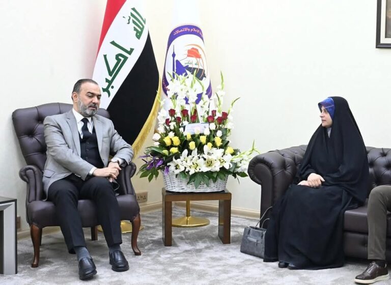 أبو رغيف يؤكد دعم هيئة الإعلام للأنشطة النسوية الفاعلة