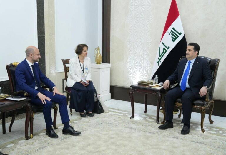 رئيس الوزراء: العراق يرغب بعقد منتدى الأعمال العراقي الفرنسي في بغداد