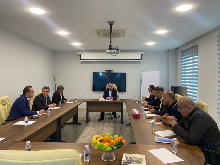 لجنة ملتقى الاتحاد الوطني العليا تعقد اجتماعا (صور)