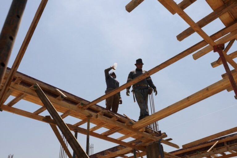 قائممقامية السليمانية تغلق عددا من مواقع العمل بسبب عدم توفر شروط السلامة