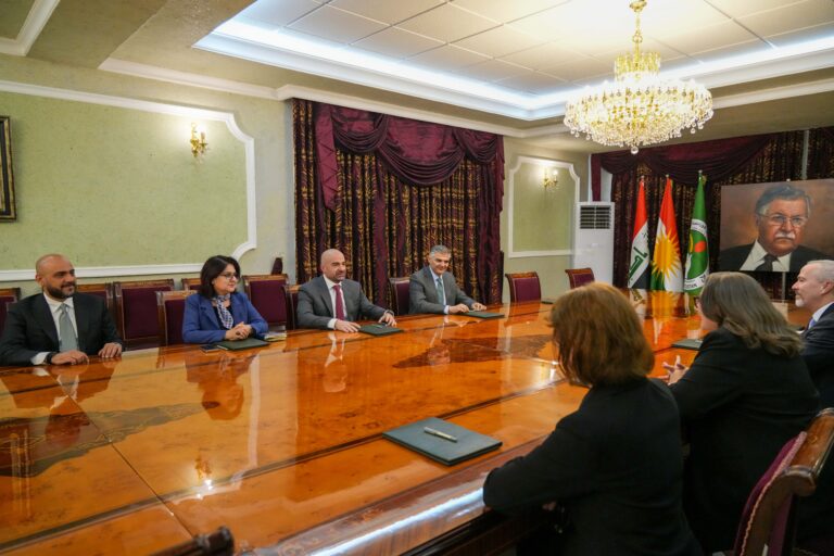 طالباني يعرب عن دعمه للقنصل الأمريكي الجديد