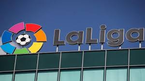 رابطة الليجا ترفض طلب برشلونة