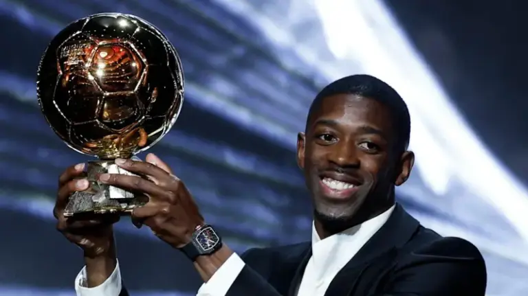 عثمان ديمبلي يتوج بالكرة الذهبية لعام 2025