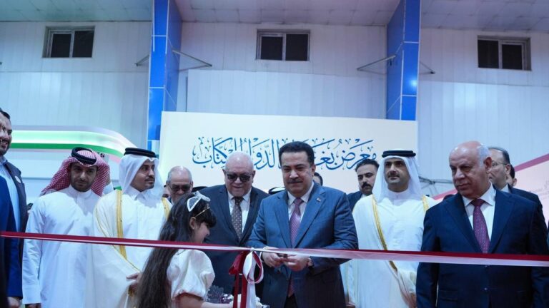 رئيس الوزراء:مهمة المثقف تمثل أحد خطوط الصد الدفاعي للدولة في تعزيز وحدة البلاد