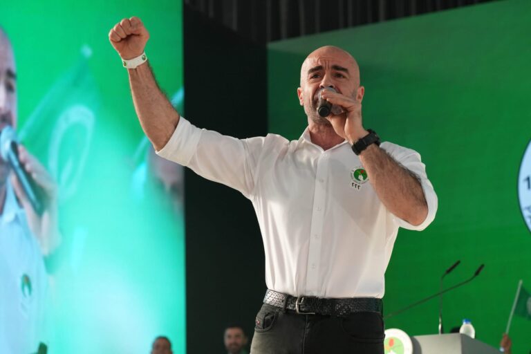 بحضور طالباني.. كرنفال جماهيري في أربيل للتعريف بمرشحي القائمة ٢٢٢