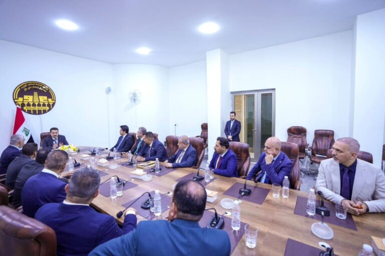 السوداني: ينبغي التمييز بين المشروع السياسي الهادف والسياسات الانفعالية