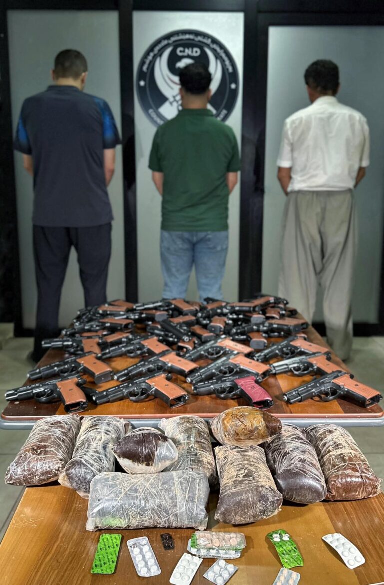 أمن الإقليم يصادر أسلحة ويطيح بتجار مخدرات بحوزتهم مادة الحشيش