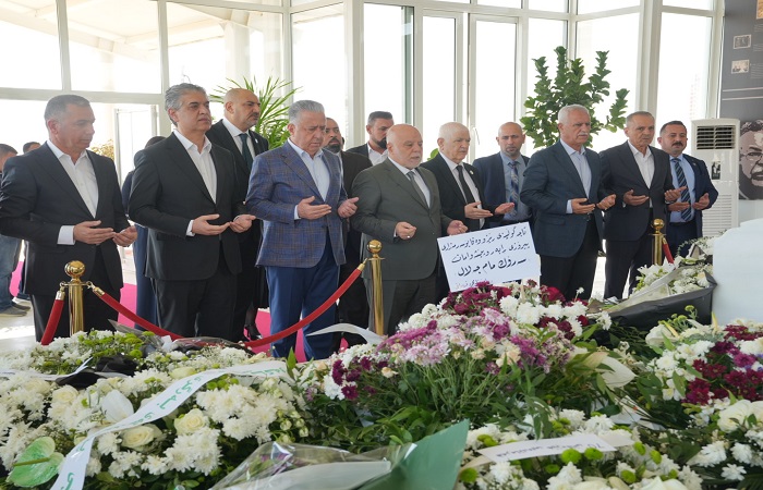 العبادي: مام جلال وحد كلمة العراقيين