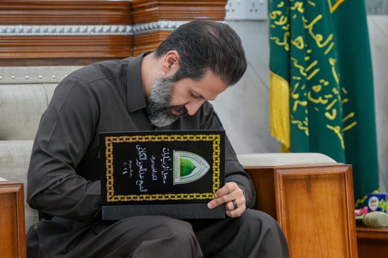 طالباني يشيد بالإسهامات التاريخية للتكايا والخانقاوات في ترسيخ السلم المجتمعي