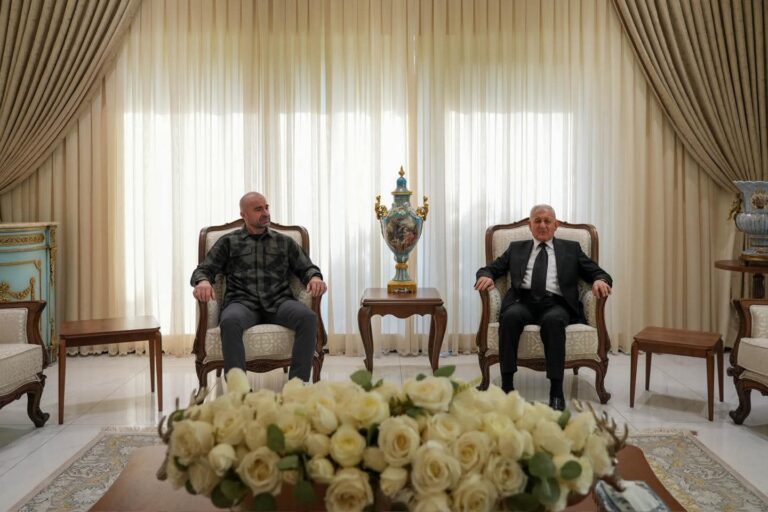 طالباني يزور رئيس الجمهورية لتقديم واجب العزاء