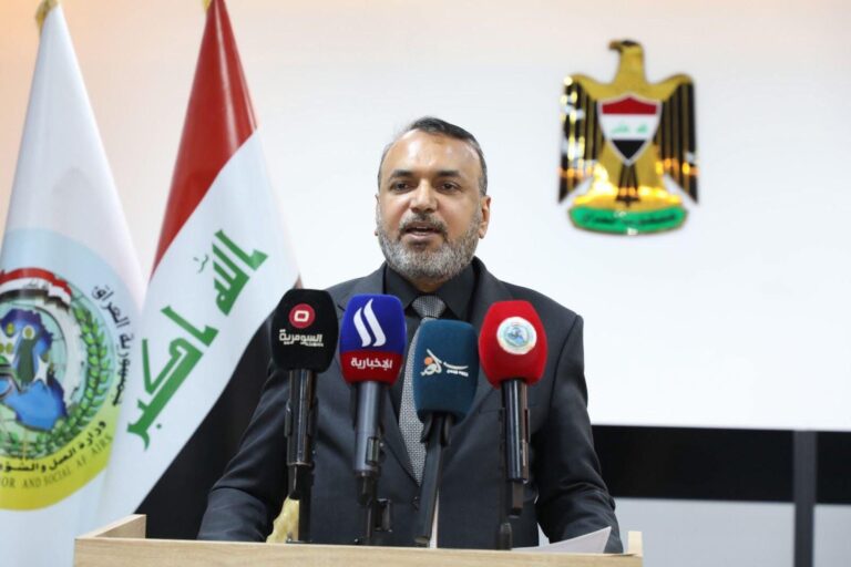 العمل تعلن شمول العاملين في وسائل الإعلام بالضمان الاجتماعي