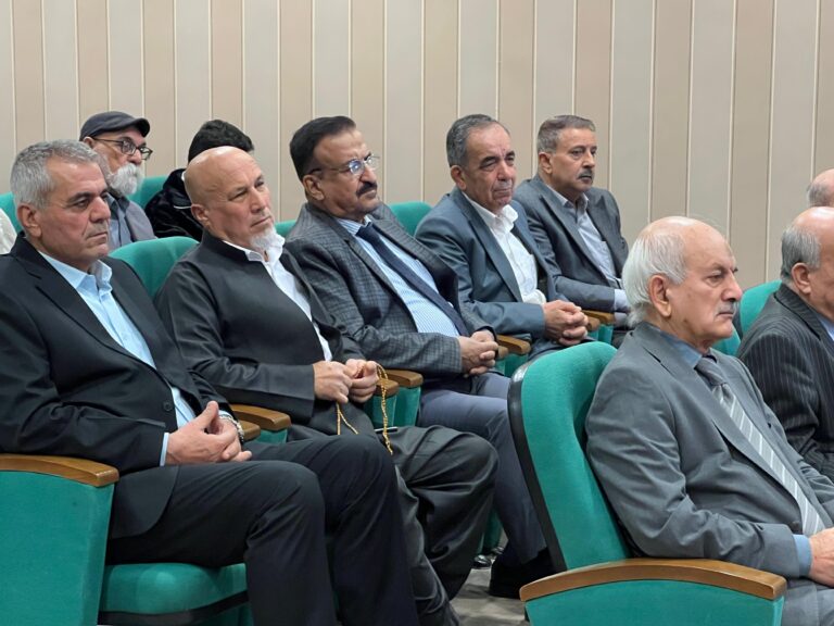 كركوك .. مراسیم توقیع كتاب (كركوك : الهدف الخفي و هویة المكان)