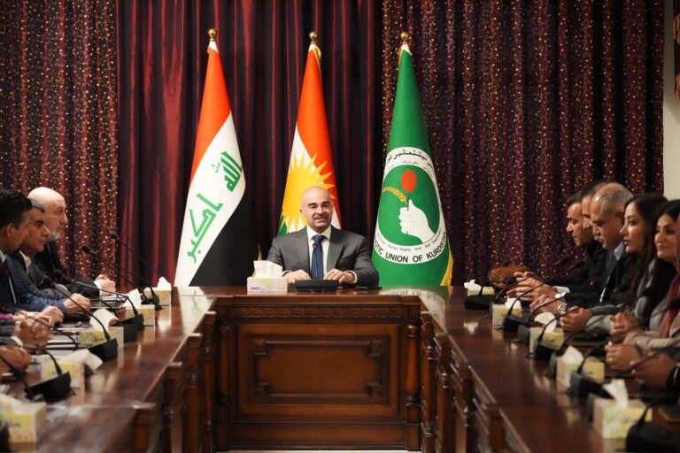 طالباني يلتقي في بغداد مع مرشحي الاتحاد الوطني الفائزين في الانتخابات