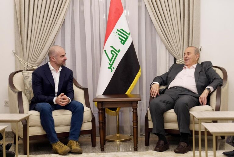 طالباني وعلاوي يؤكدان مواصلة الجهود لتشكيل حكومة قوية وخدمية