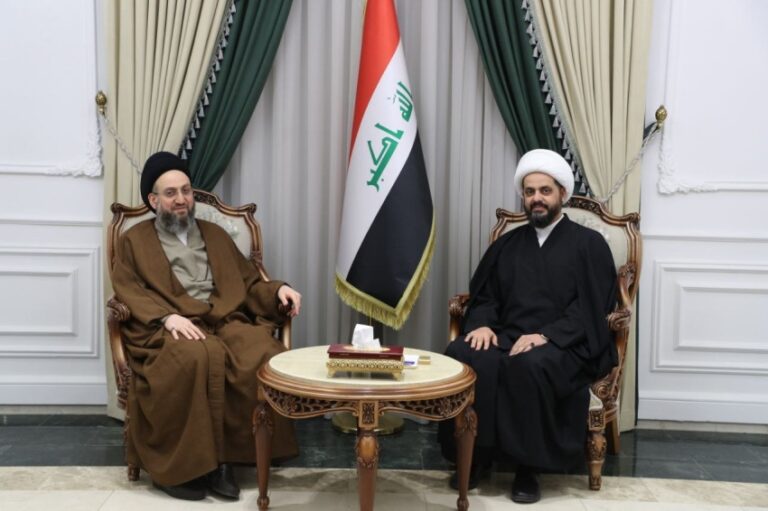 الخزعلي والحكيم يؤكدان على أهميّة الحفاظ على الاستقرار ومتابعة تطوّرات الأحداثِ الأمنيّةِ في سوريا