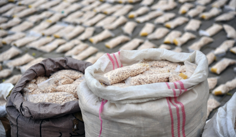 الإطاحة بتاجر دولي للمخدرات في البصرة