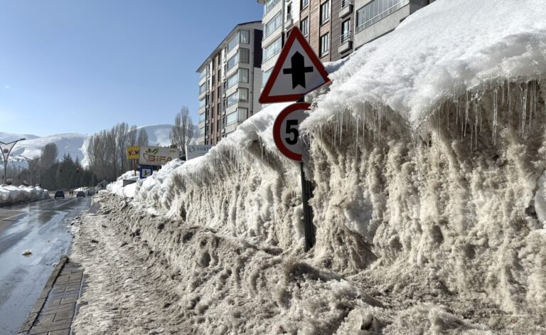 بالصور .. بدليس بكوردستان في الثلوج أروع