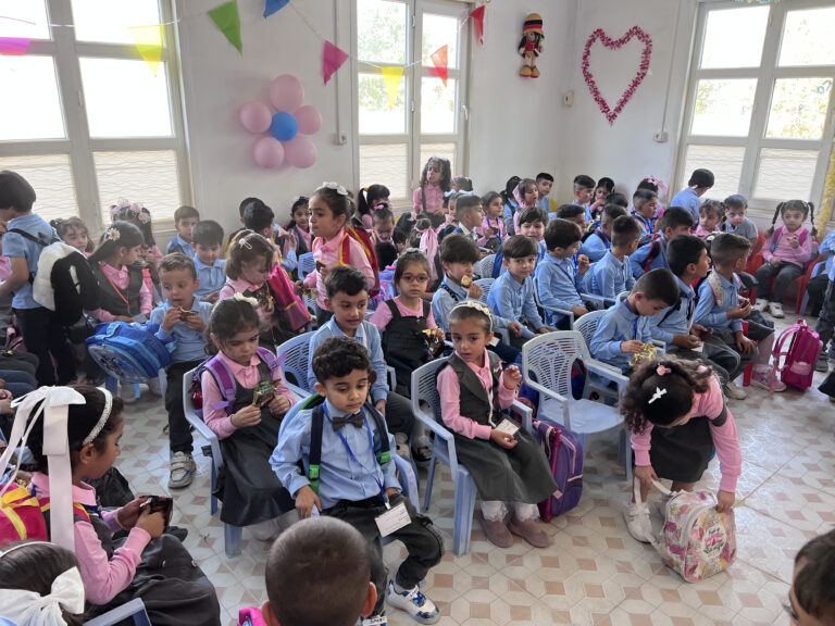 مع اشتداد البرد.. كوردستان تُدَّفِئُ مدارسها بـ 8 مليون لتر من النفط الأبيض