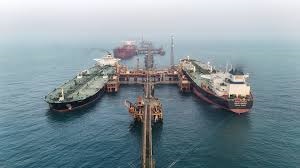 ممر واحد .. العراق يعيد حساباته النفطية بعد أزمة مضيق هرمز