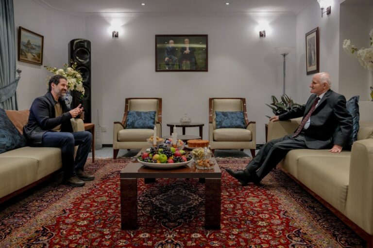 قوباد طالباني يشيد برفيق درب عتيد للرئيس الراحل جلال طالباني