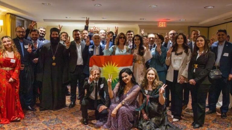 ليندسي غراهام يدعو الجالية الكردية في واشنطن لحشد الدعم لـ “قانون حماية الكرد