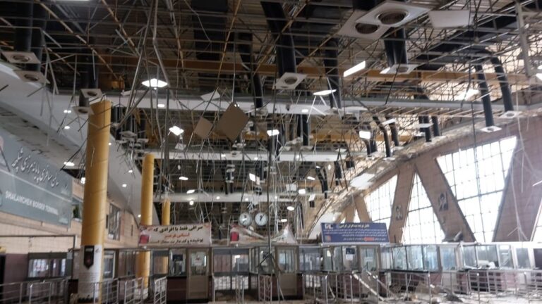 المنافذ تعلن توقف حركة التجارة والمسافرين في منفذ الشلامجة