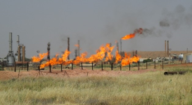 محافظ كركوك يعلن المضي بتطوير قطاع النفط ويؤكد استمرار عمل الشركات الأجنبية